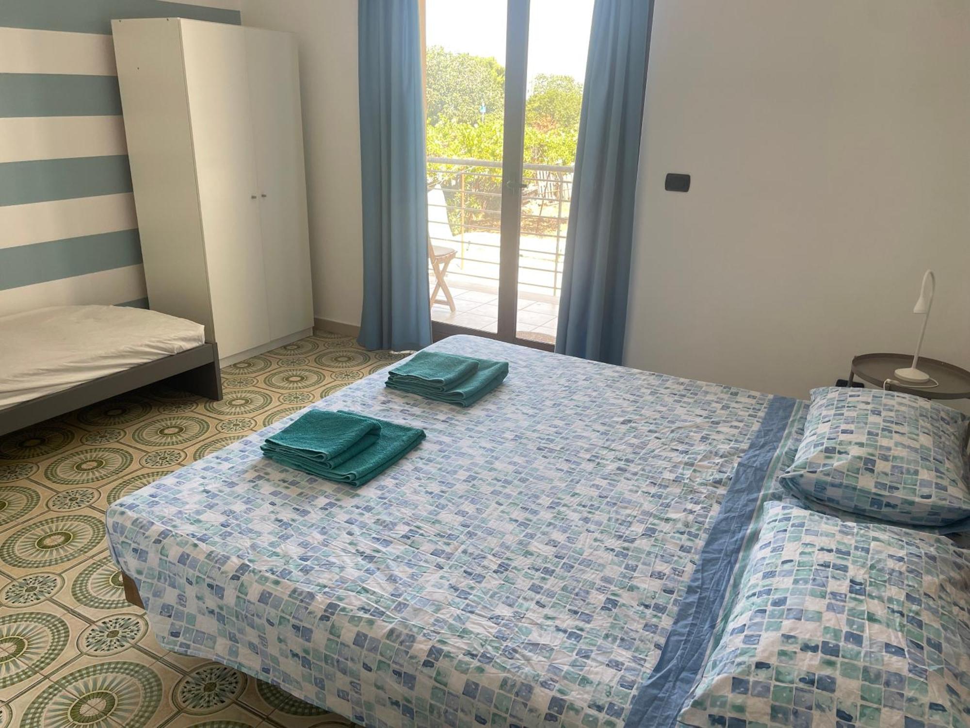 Trentatre Quarantatre Bed and Breakfast Mola di Bari Eksteriør billede